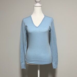 Uniqlo Sky Blue V-Neck Women's Sweater 100% wool